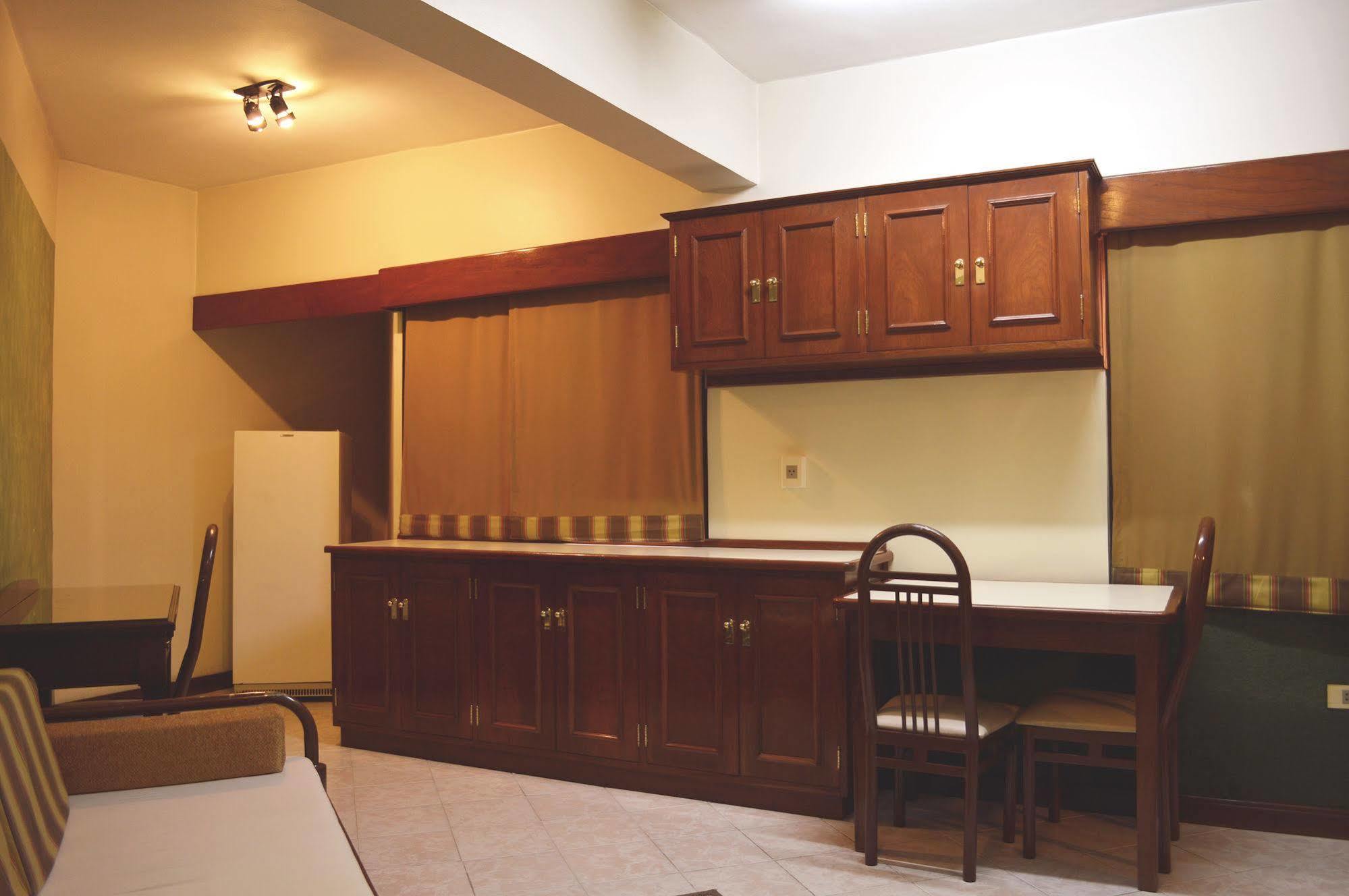 Aspen Hotel & Apart Asuncion Extérieur photo