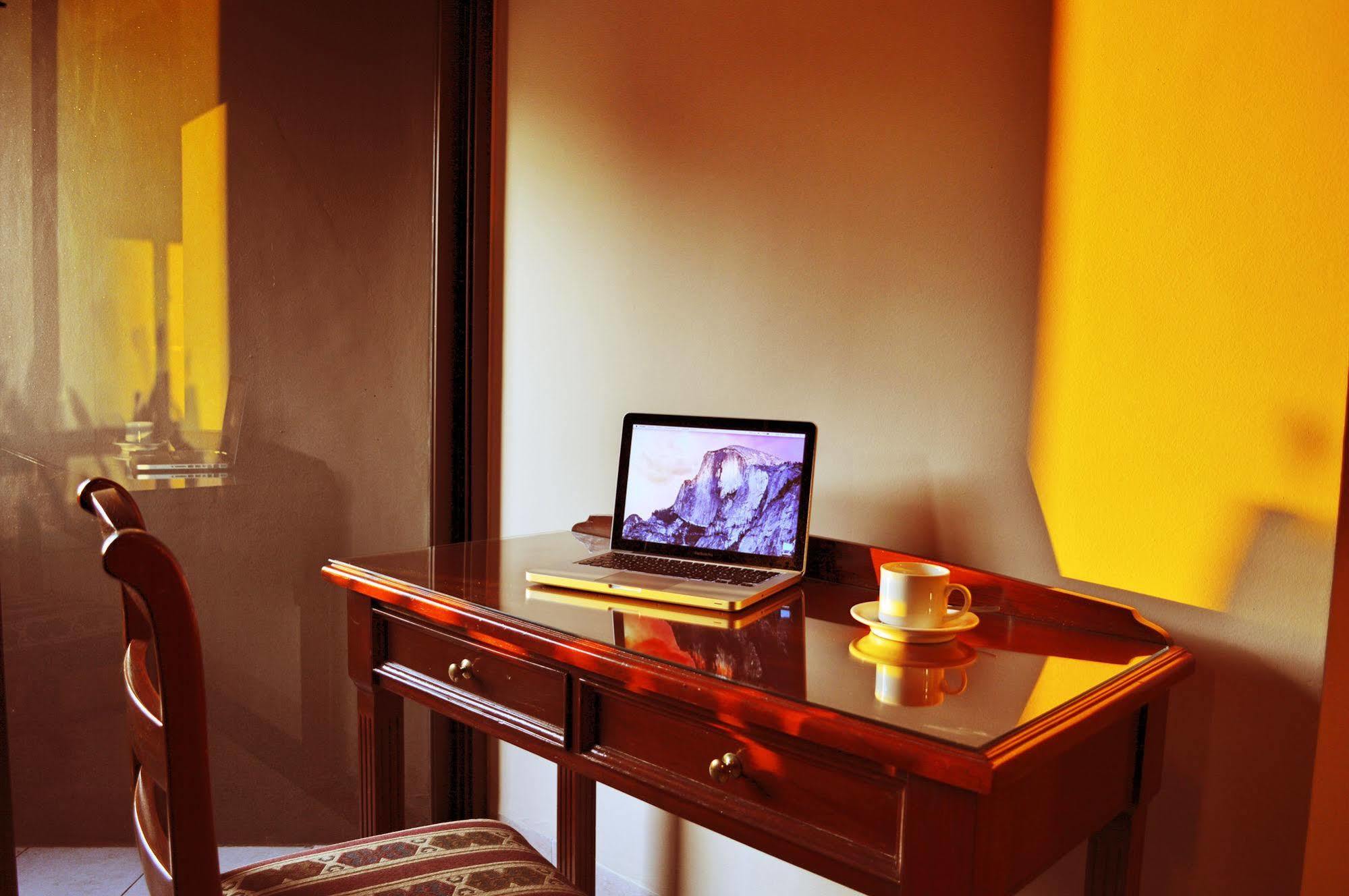 Aspen Hotel & Apart Asuncion Extérieur photo
