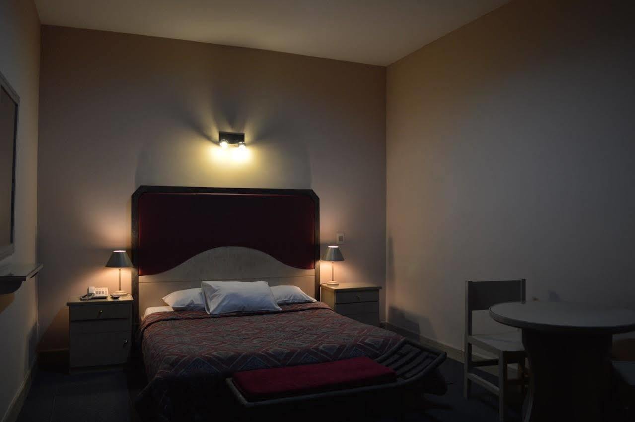 Aspen Hotel & Apart Asuncion Extérieur photo