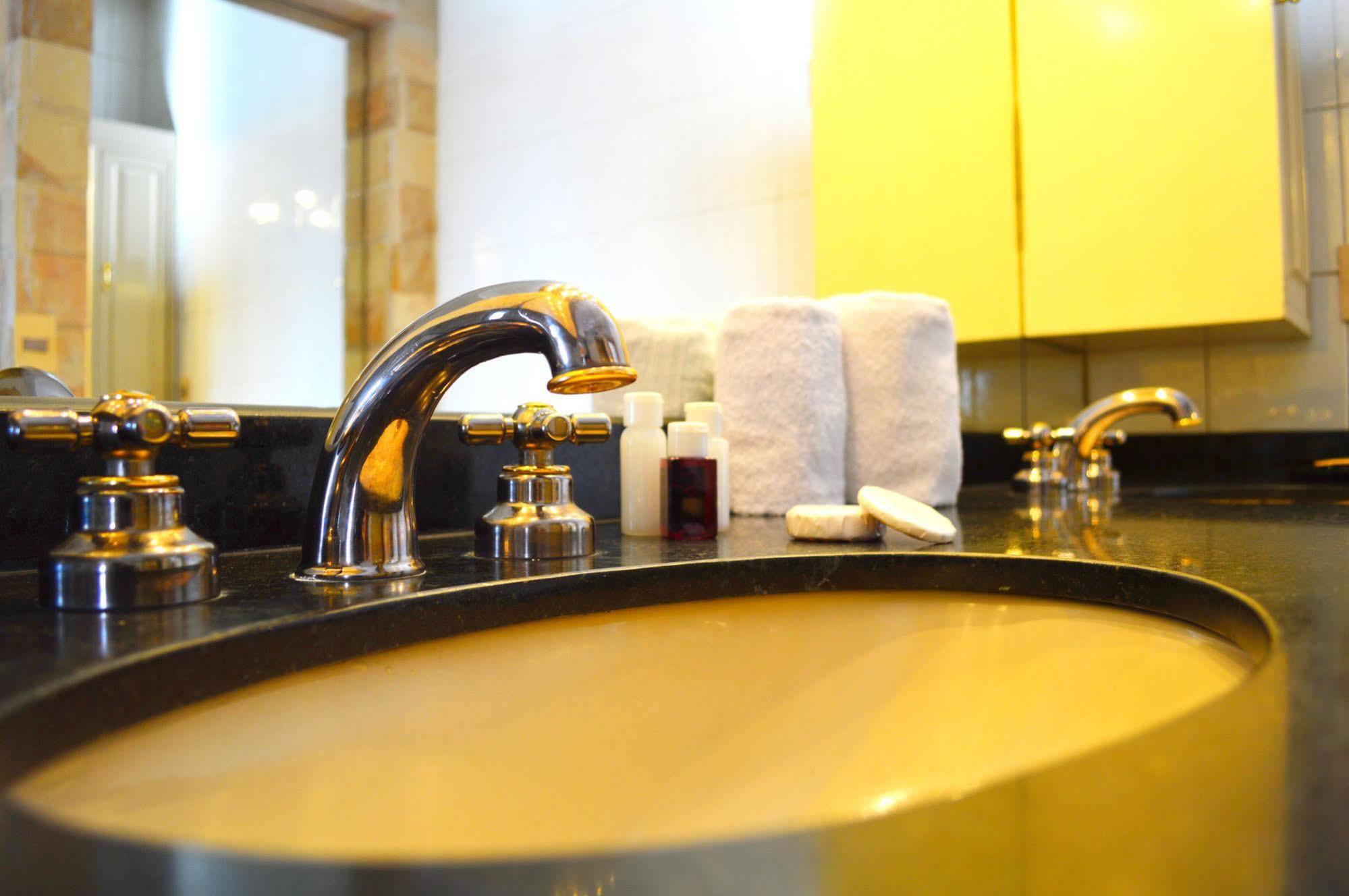 Aspen Hotel & Apart Asuncion Extérieur photo