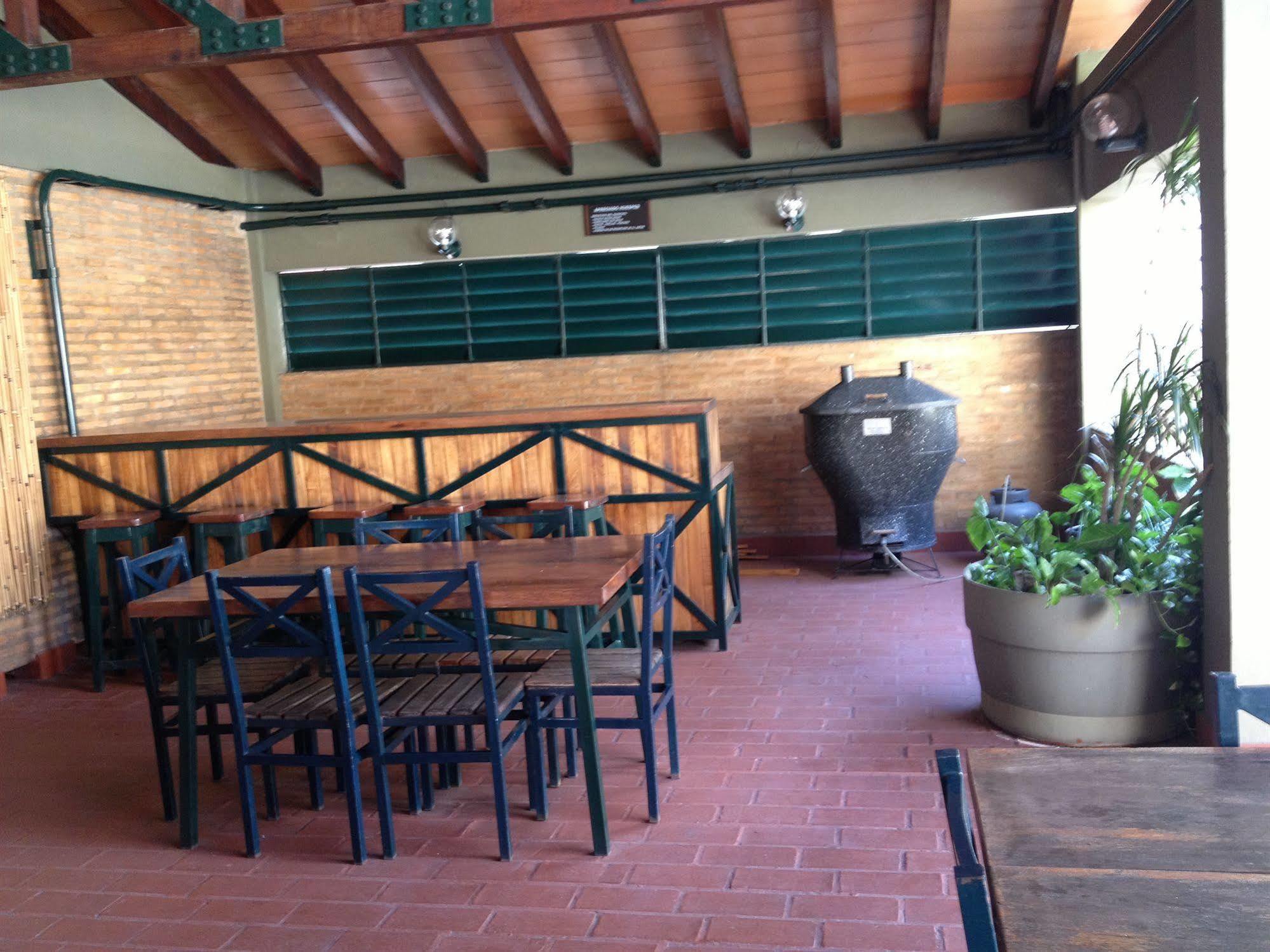 Aspen Hotel & Apart Asuncion Extérieur photo